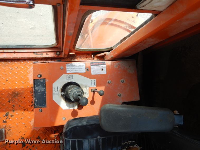 image for item DI8259 Broce CR350  broom