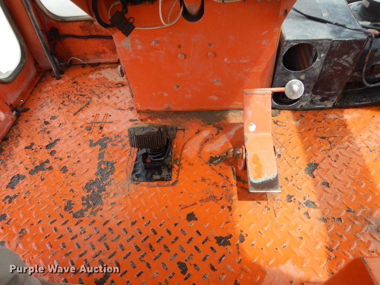 image for item DI8259 Broce CR350  broom