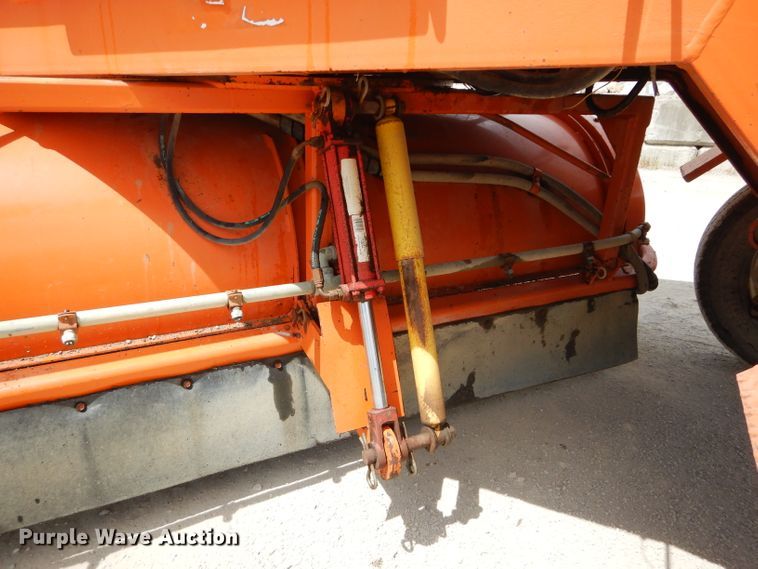 image for item DI8259 Broce CR350  broom