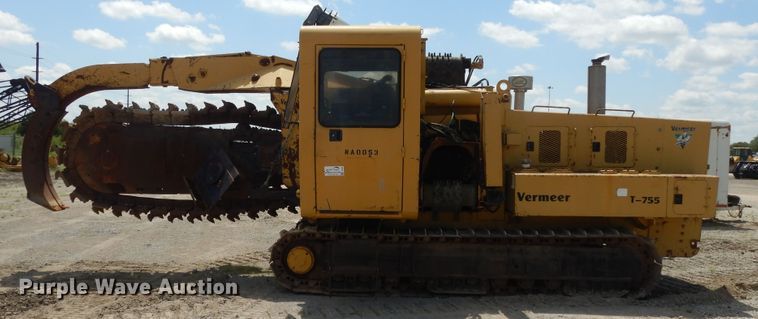 image for item DJ3489 1995 Vermeer T755  trencher