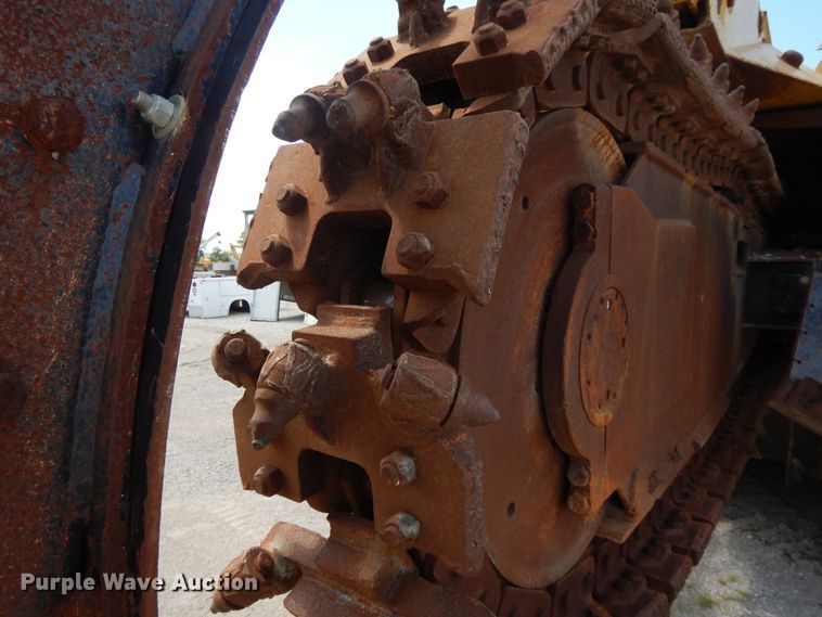 image for item DJ3489 1995 Vermeer T755  trencher