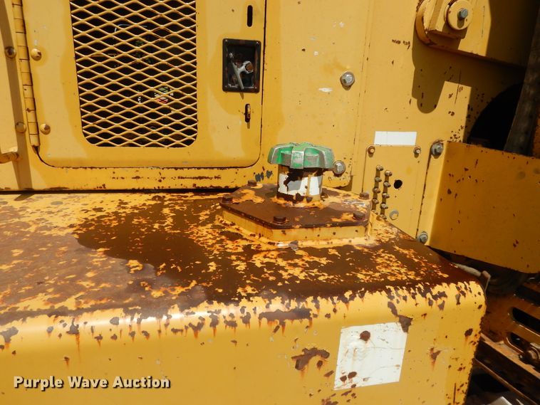 image for item DJ3489 1995 Vermeer T755  trencher