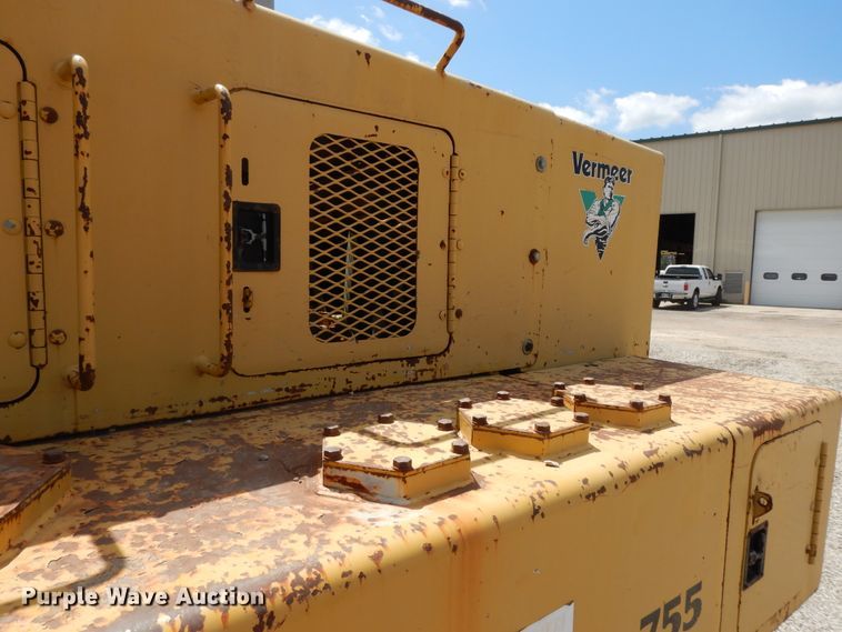 image for item DJ3489 1995 Vermeer T755  trencher