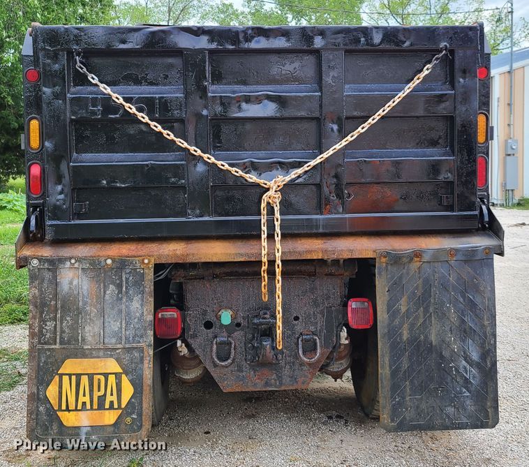 image for item EL9971 2007 International 7600  dump truck