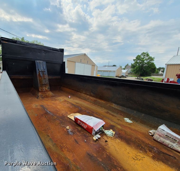 image for item EL9971 2007 International 7600  dump truck