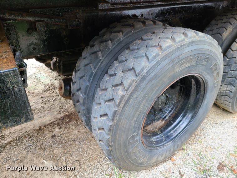 image for item EL9971 2007 International 7600  dump truck