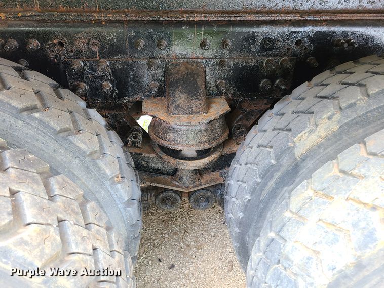 image for item EL9971 2007 International 7600  dump truck