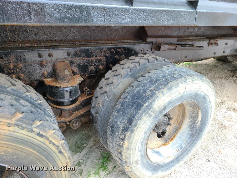 image for item EL9971 2007 International 7600  dump truck