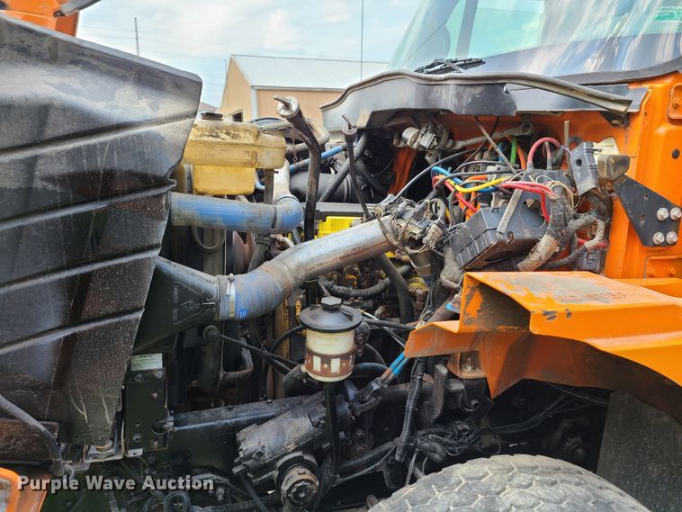 image for item EL9971 2007 International 7600  dump truck