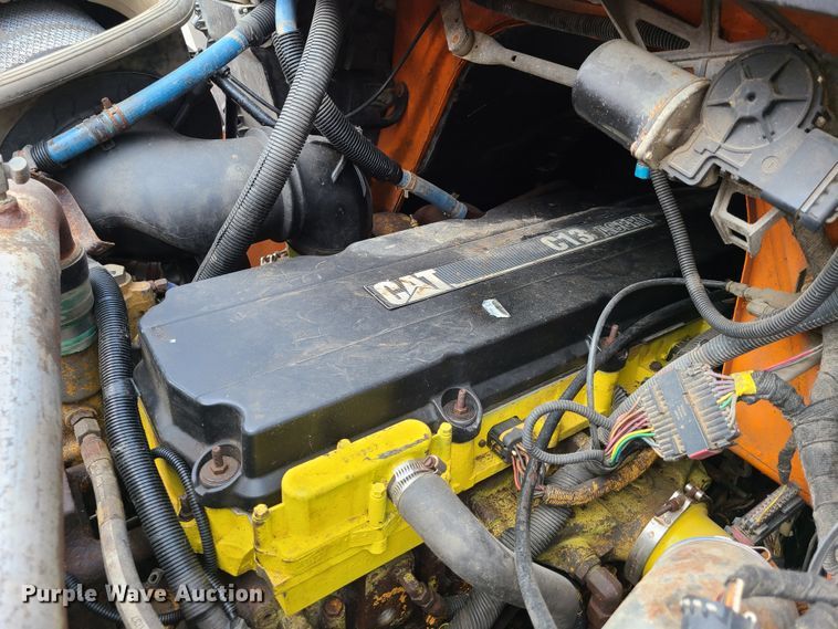 image for item EL9971 2007 International 7600  dump truck