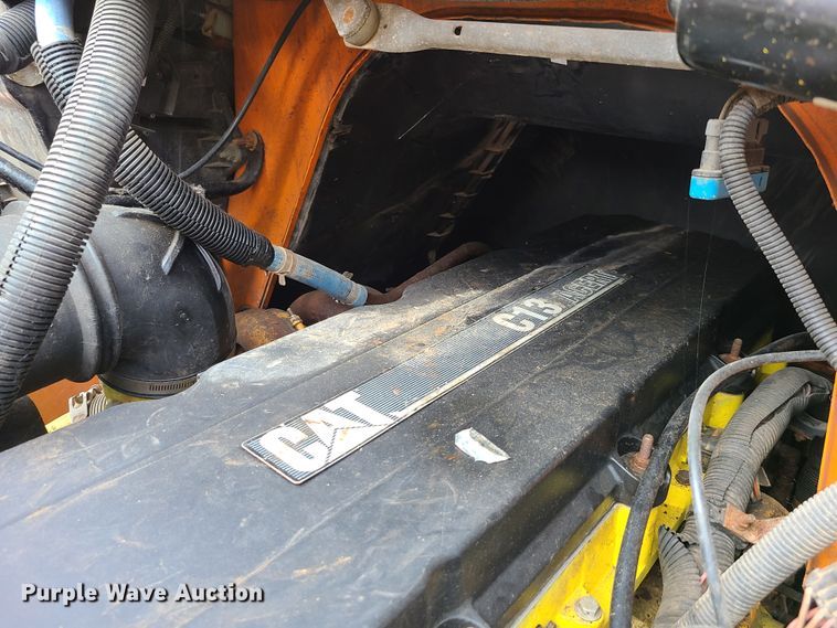 image for item EL9971 2007 International 7600  dump truck