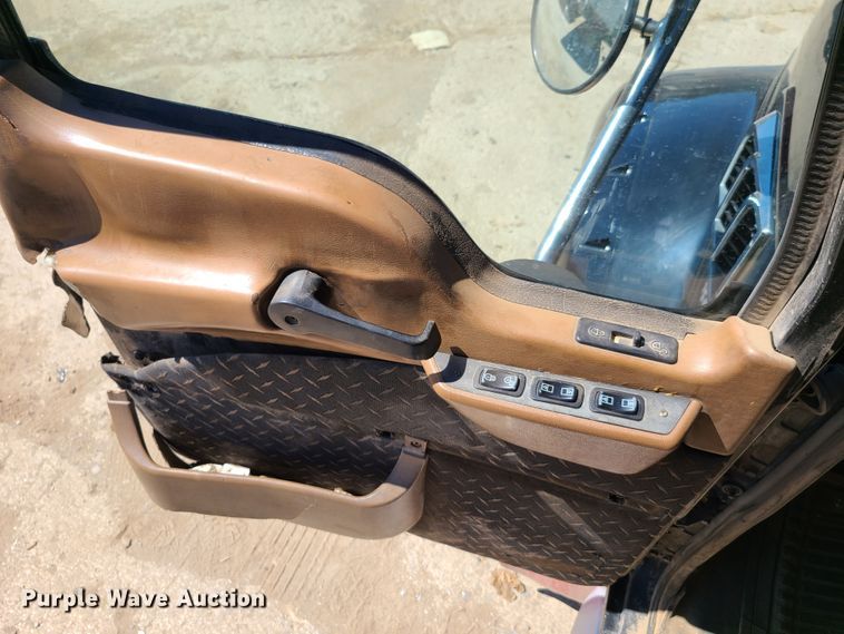 image for item EL9978 2007 Mack CTP  hooklift truck