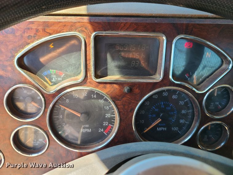 image for item EL9978 2007 Mack CTP  hooklift truck