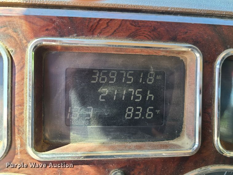 image for item EL9978 2007 Mack CTP  hooklift truck