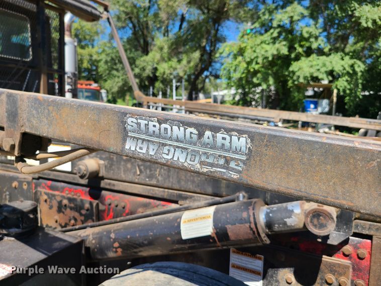 image for item EL9978 2007 Mack CTP  hooklift truck