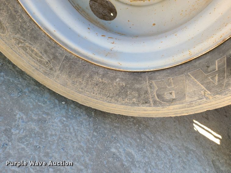 image for item EL9978 2007 Mack CTP  hooklift truck