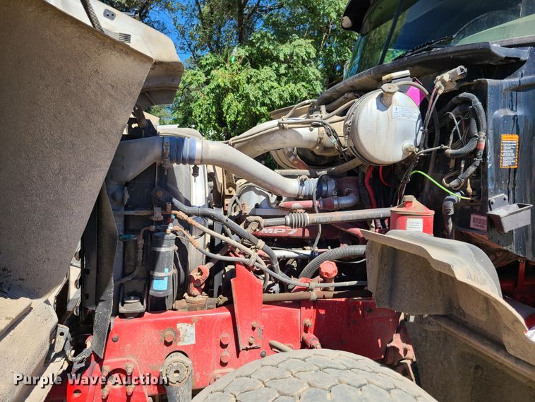 image for item EL9978 2007 Mack CTP  hooklift truck