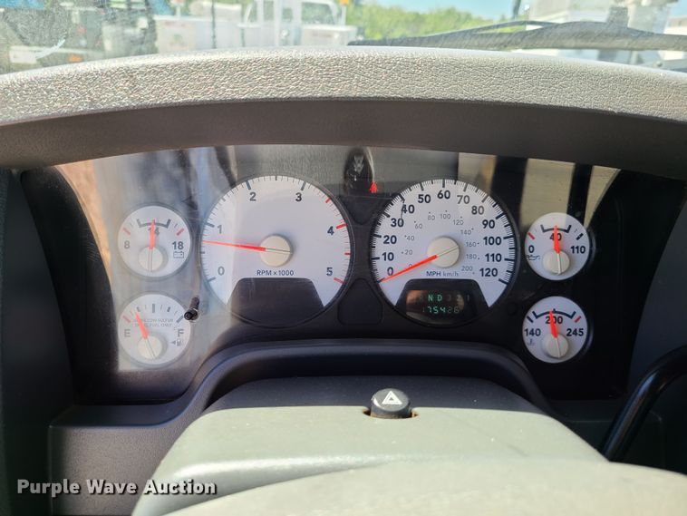 image for item EL9985 2010 Dodge Ram 5500  bucket truck