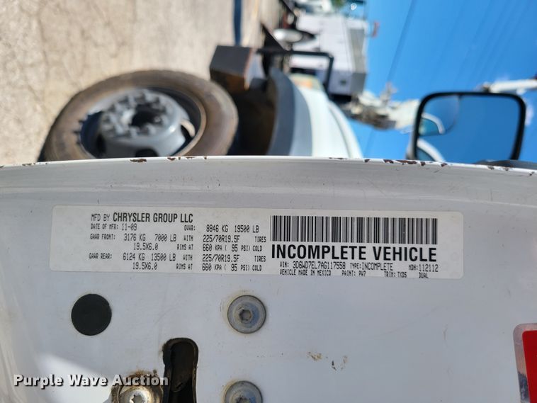 image for item EL9985 2010 Dodge Ram 5500  bucket truck