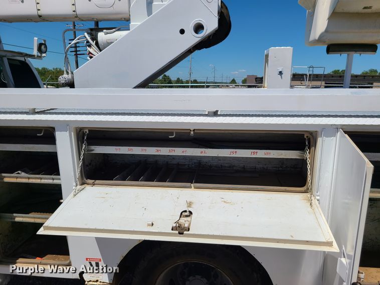 image for item EL9985 2010 Dodge Ram 5500  bucket truck