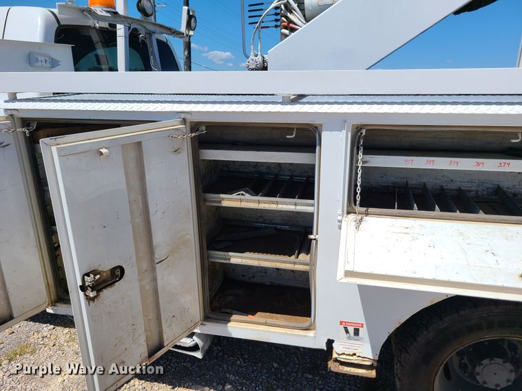 image for item EL9985 2010 Dodge Ram 5500  bucket truck