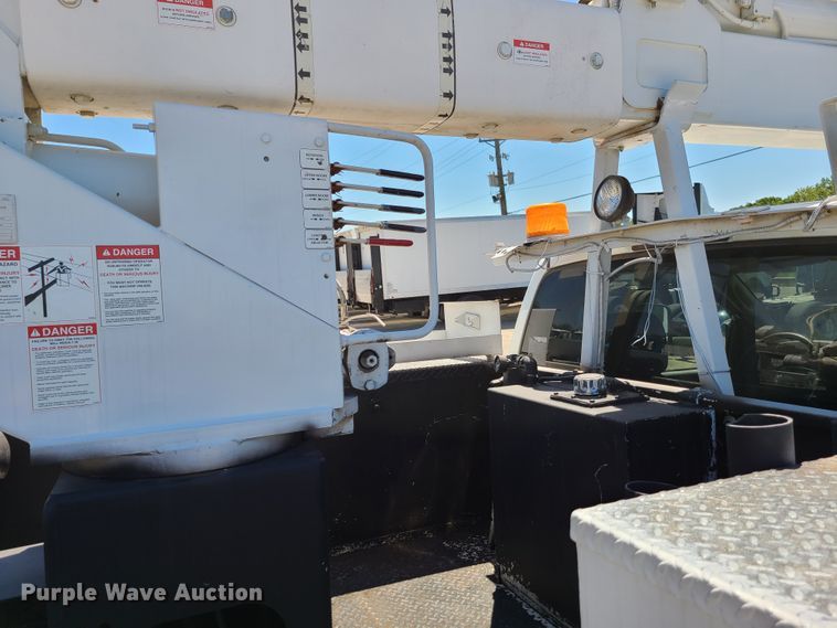 image for item EL9985 2010 Dodge Ram 5500  bucket truck