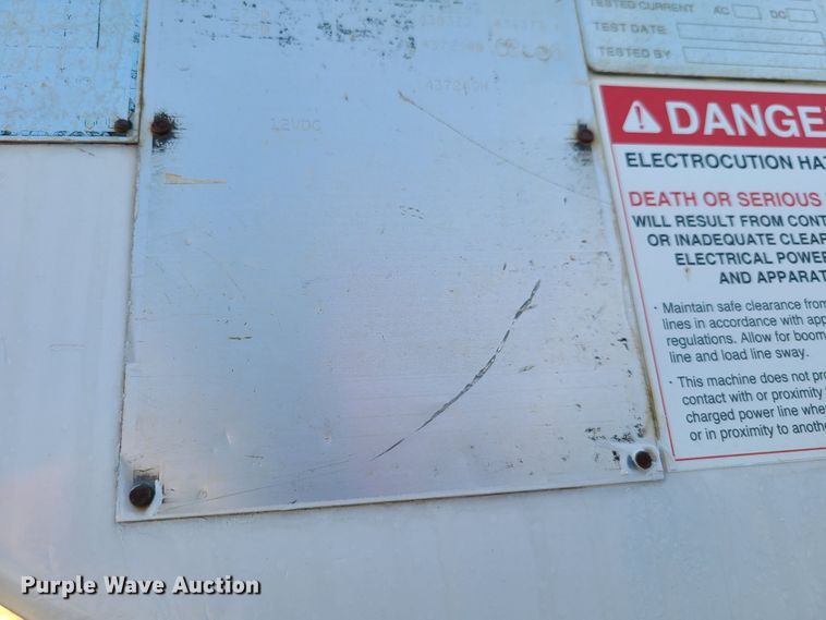 image for item EL9985 2010 Dodge Ram 5500  bucket truck