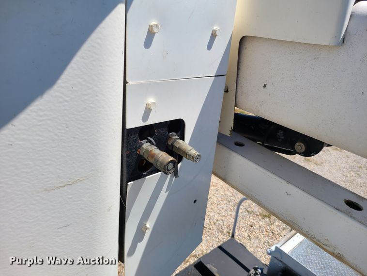 image for item EL9985 2010 Dodge Ram 5500  bucket truck