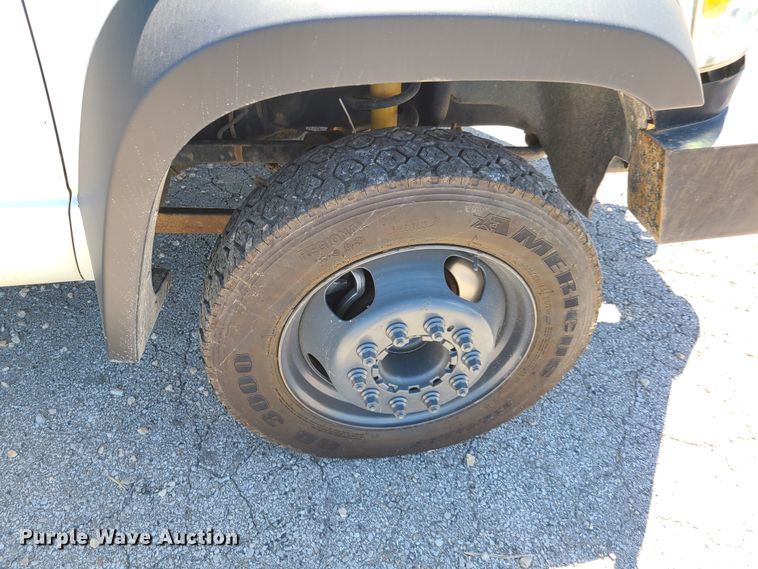 image for item EL9985 2010 Dodge Ram 5500  bucket truck