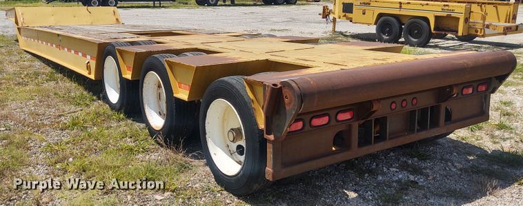 image for item EQ9401 1990 Trail King TK80RG-463 equipment trailer