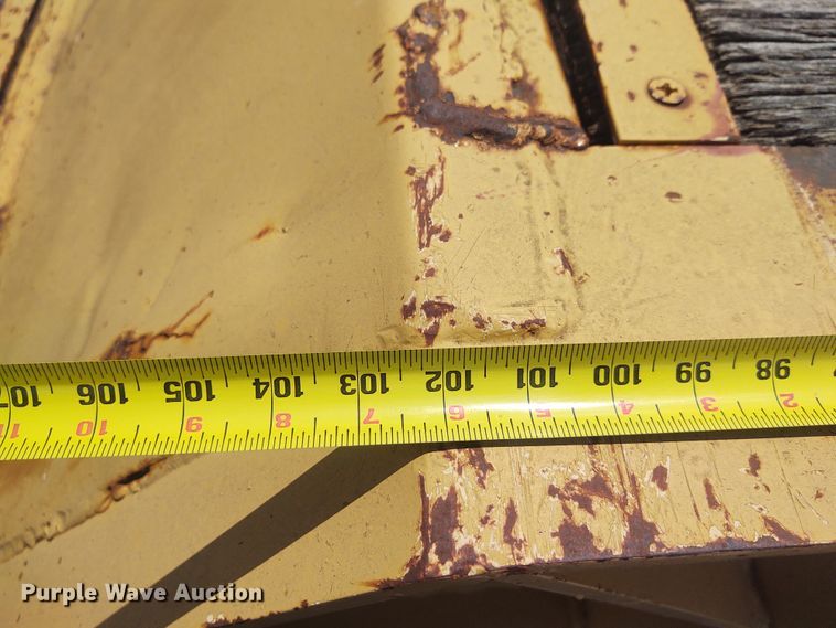 image for item EQ9401 1990 Trail King TK80RG-463 equipment trailer