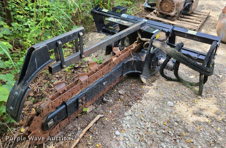 image for item EZ9153 Caterpillar T9B skid steer trencher