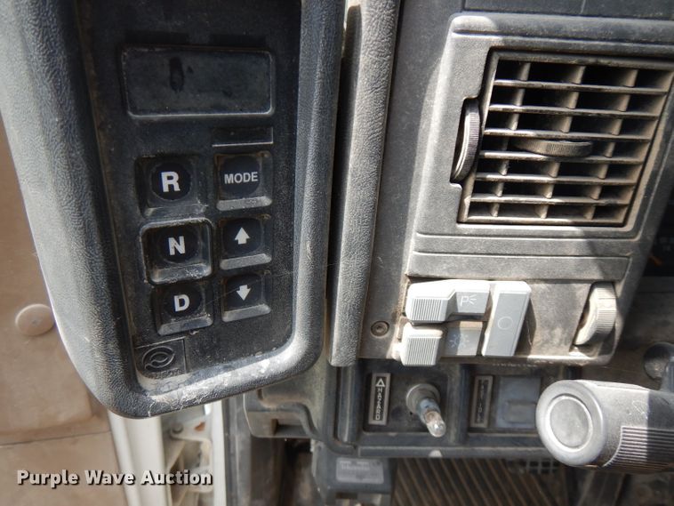 image for item FN9292 1997 GMC C8500  crane truck