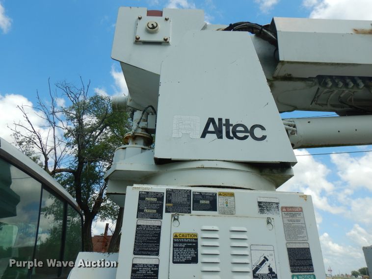 image for item FN9292 1997 GMC C8500  crane truck