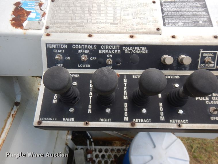 image for item FN9292 1997 GMC C8500  crane truck