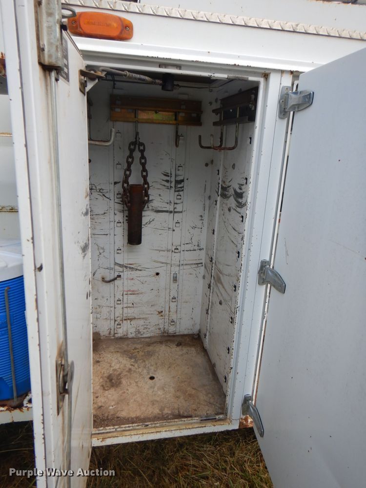 image for item FN9292 1997 GMC C8500  crane truck