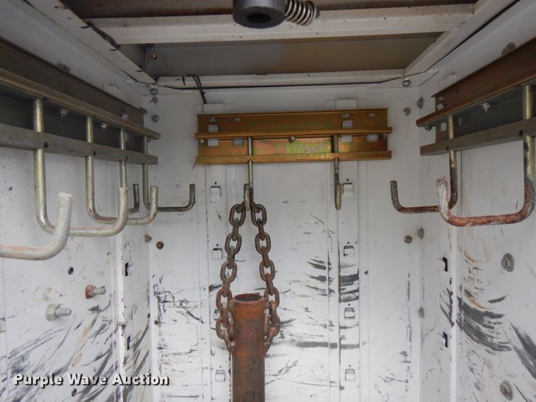 image for item FN9292 1997 GMC C8500  crane truck