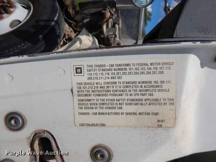 image for item FN9292 1997 GMC C8500  crane truck