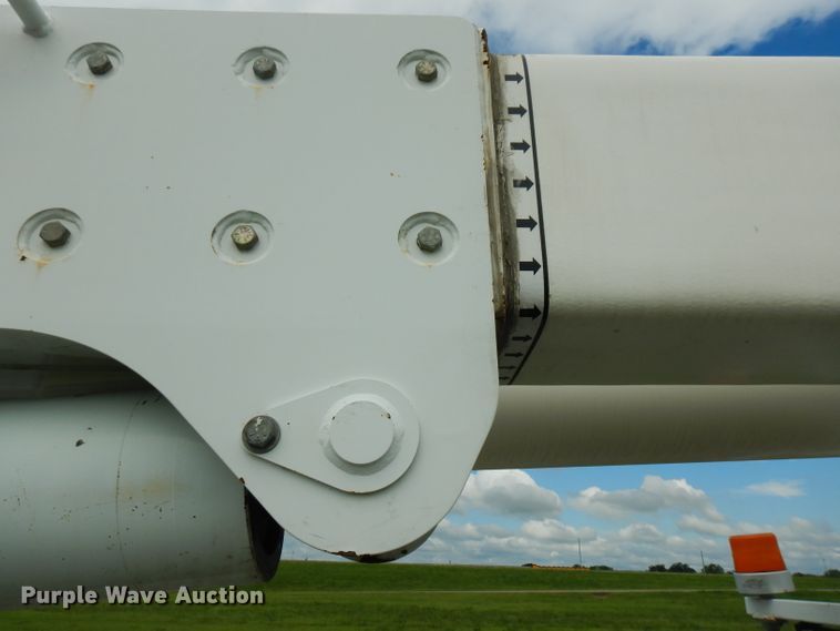 image for item FN9331 2005 International 4440  bucket truck