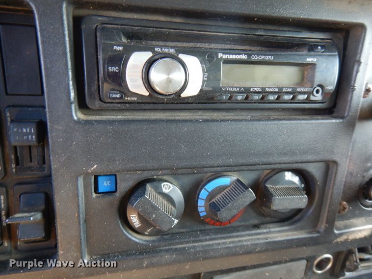 image for item FN9333 1999 International 8100  dump truck