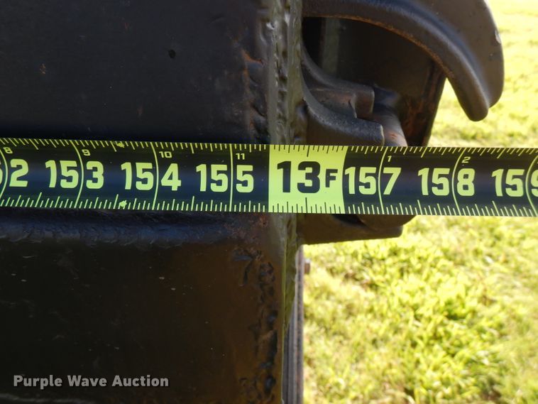 image for item FN9333 1999 International 8100  dump truck