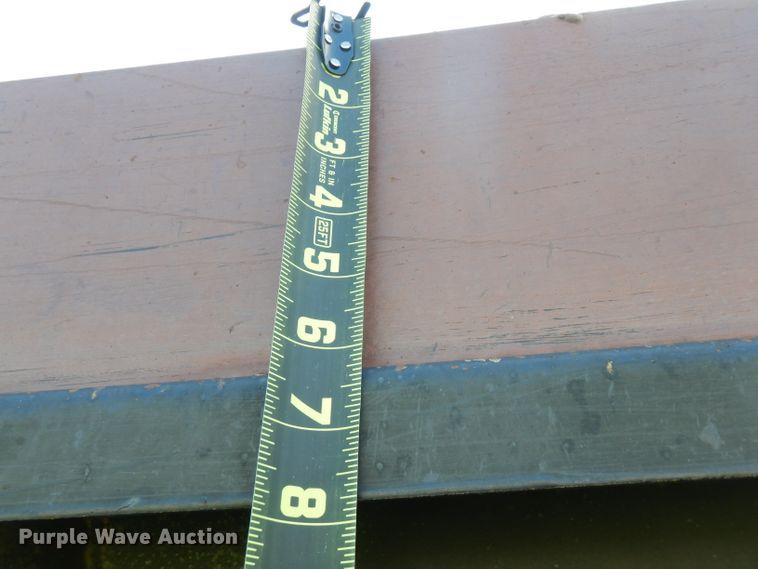 image for item FN9333 1999 International 8100  dump truck