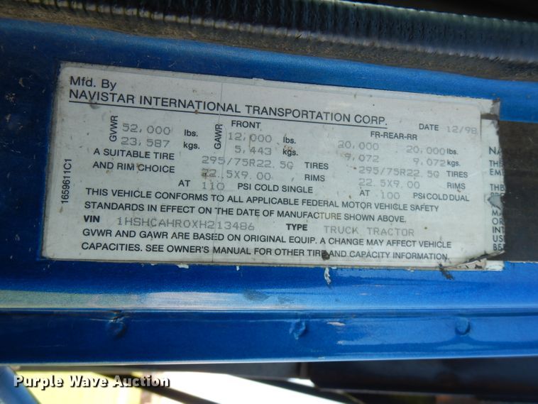 image for item FN9333 1999 International 8100  dump truck