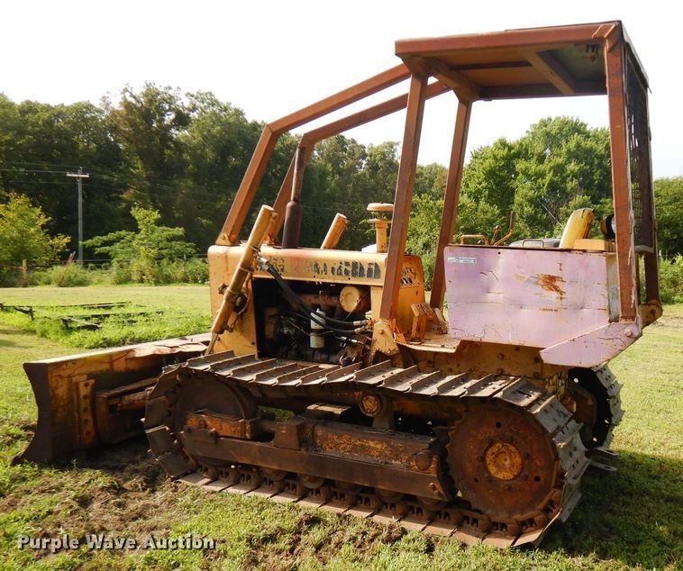image for item FN9334 1974 Case 450  dozer