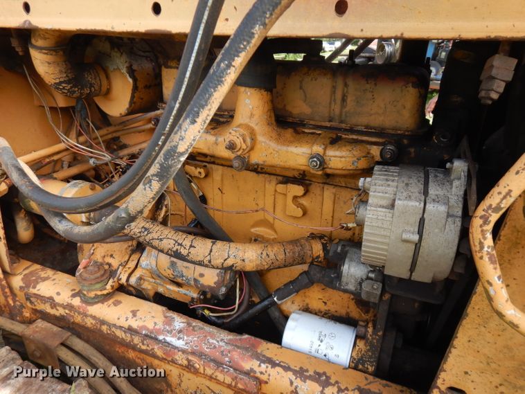 image for item FN9334 1974 Case 450  dozer