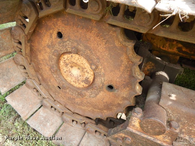 image for item FN9334 1974 Case 450  dozer