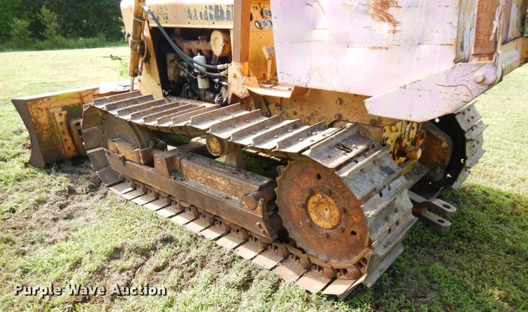 image for item FN9334 1974 Case 450  dozer