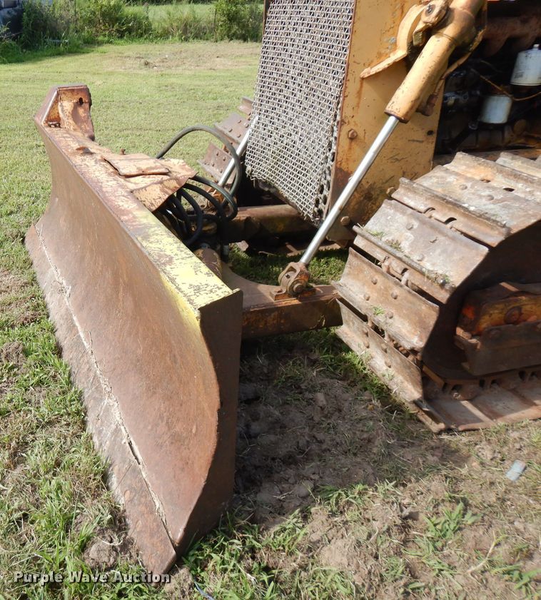 image for item FN9334 1974 Case 450  dozer