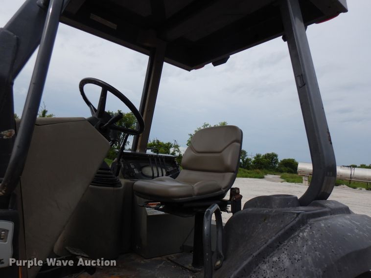 image for item FN9335 2007 Case 570MXT  landscape tractor