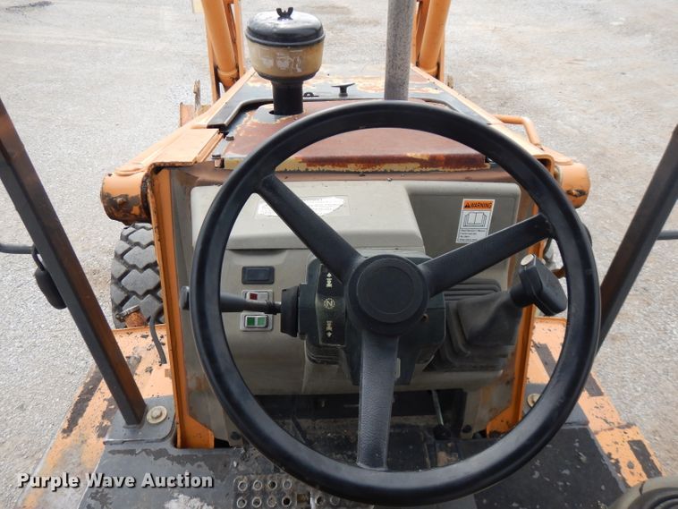 image for item FN9335 2007 Case 570MXT  landscape tractor